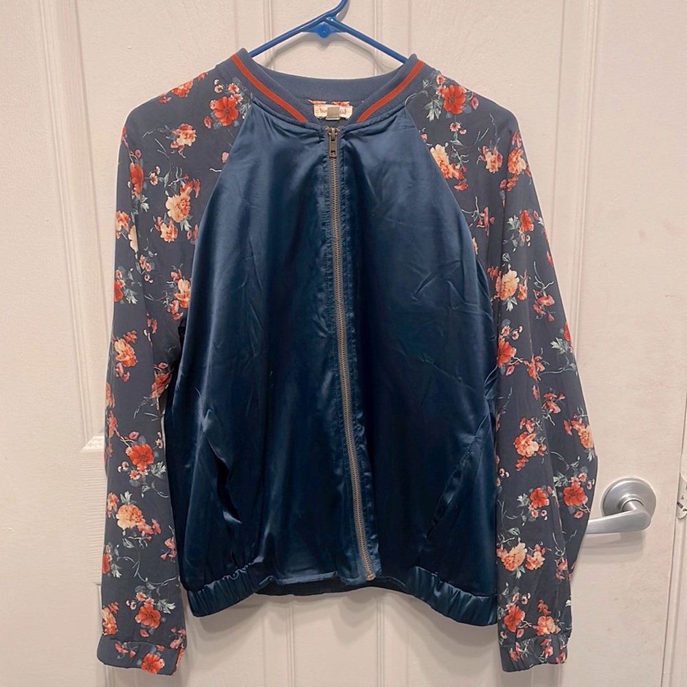 Hem & Thread jacket Medium